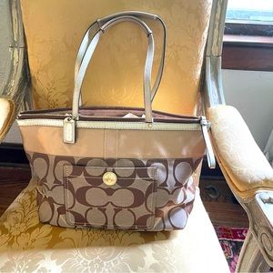 Coach tote . Beautiful colors!